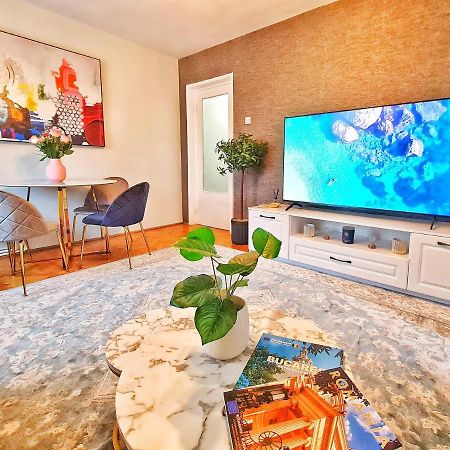 Appartamento Arc De Triomphe Blissboutique Bucarest Esterno foto